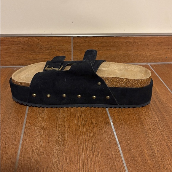 Platform Forever 21 sandals. - Picture 2 of 4